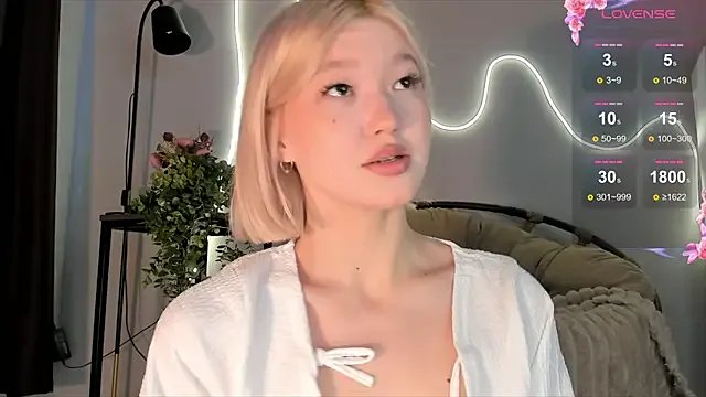 milli_sun_ from StripChat