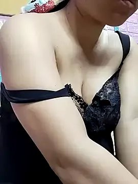 Mimi18x photo 1