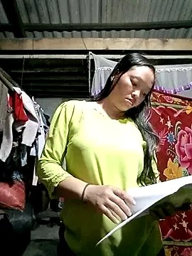 Minkine022 from StripChat