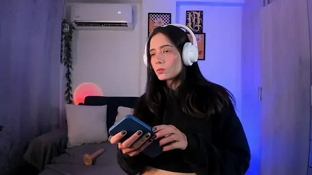  mishelkrave_ chat room