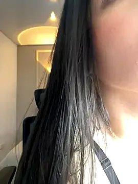 Miss_blue69 from StripChat