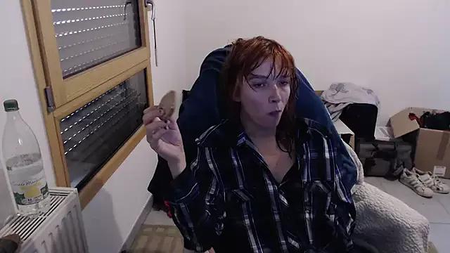 missthon0 from StripChat