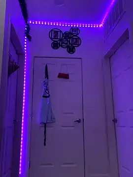 moan4mona from StripChat