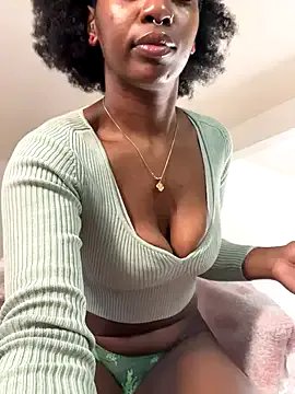 mochamimi from StripChat