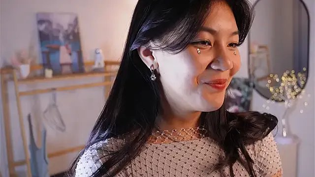 MoiraEger from StripChat