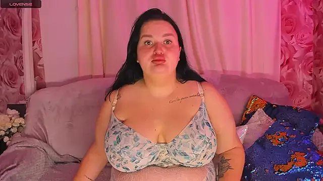 MonaSteele from StripChat