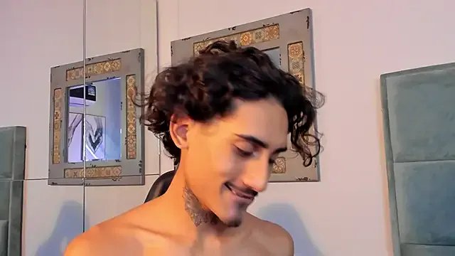 Mr_Strike from StripChat