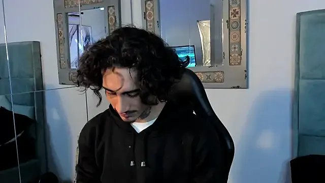 Mr_Strike from StripChat