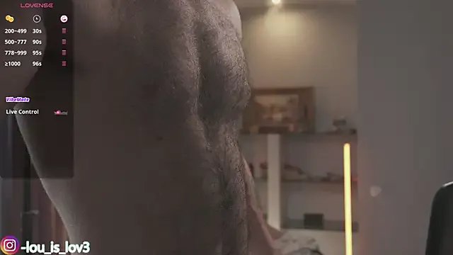 MrbigLouis from StripChat