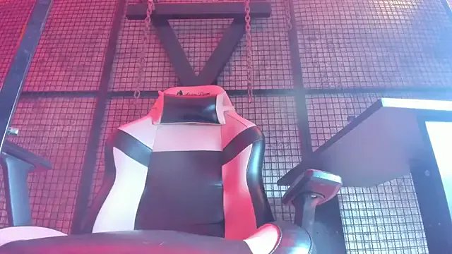 NAILAHARD from StripChat