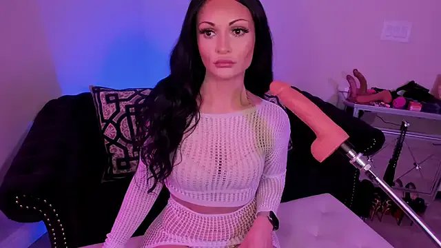 NatashaxoBangs from StripChat