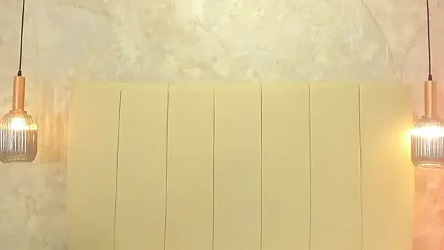 nayiraa_ from StripChat