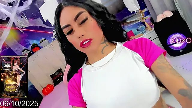 Nella_Dolls from StripChat