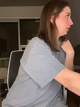 nerdynina from StripChat