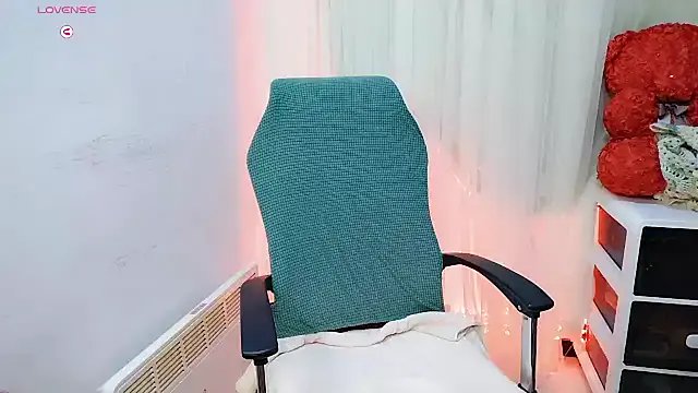 NEWONETO from StripChat