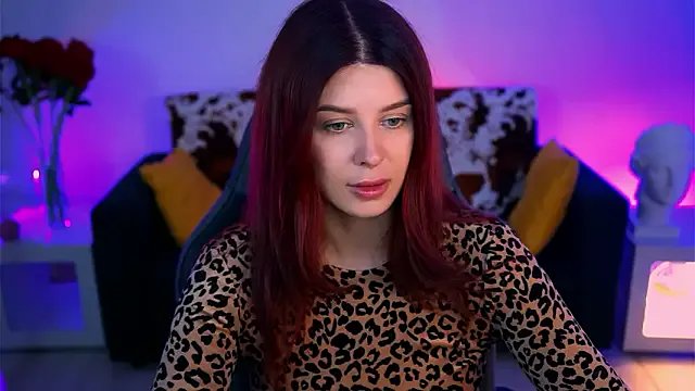 NicoleMun from StripChat