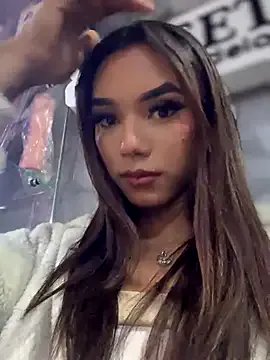 Nikol_Rang__ from StripChat