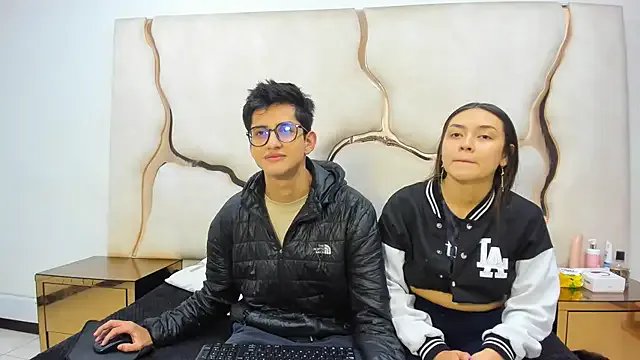 Noa_Arez from StripChat