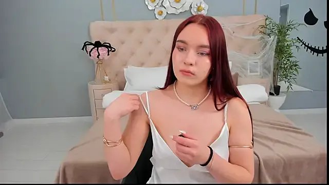 NoraHaynes from StripChat