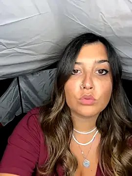 Novababy18 from StripChat