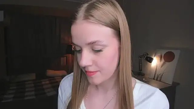 OdellaFrake from StripChat