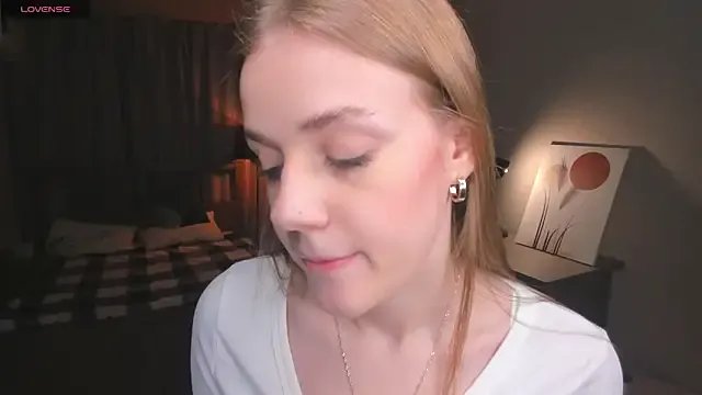 OdellaFrake from StripChat