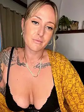  OdetteDelane chat room