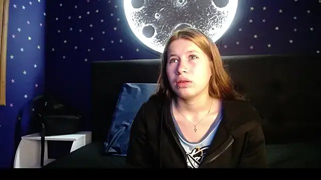 Olivia11_ from StripChat