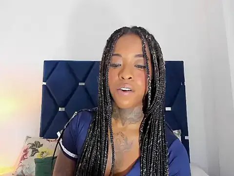 Pauline_Fox from StripChat