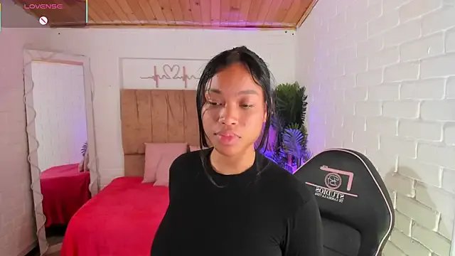 penelope_tay1 from StripChat