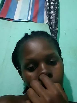 Petite_li from StripChat