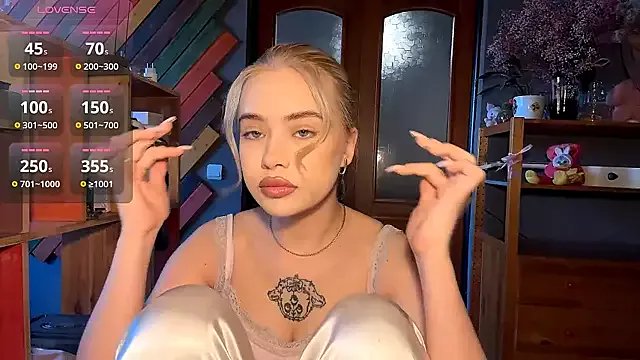 PetulaGunton from StripChat