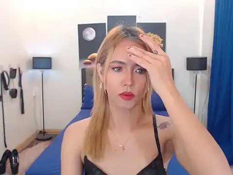 PreciousAmore from StripChat