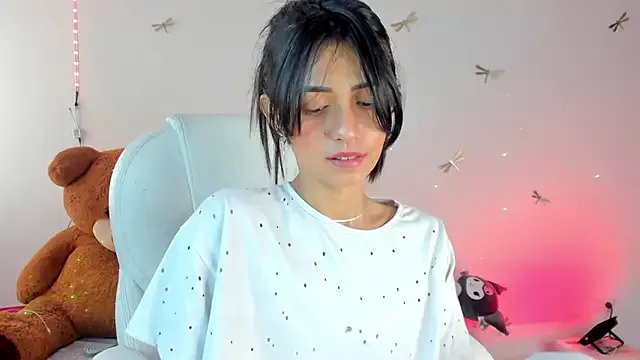 princessluna_19 from StripChat