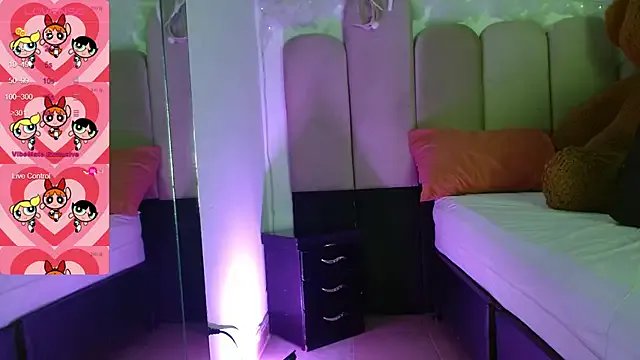 puca_ebony from StripChat