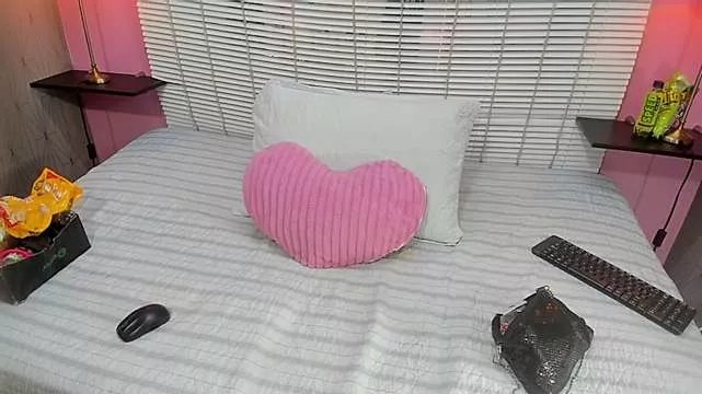 raven_lilith_ from StripChat