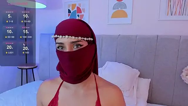 rawiya from StripChat