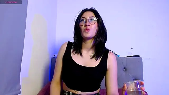 Red-moon1 from StripChat