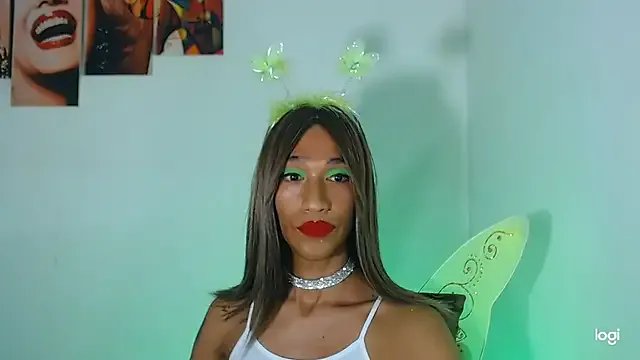 red_veltet from StripChat