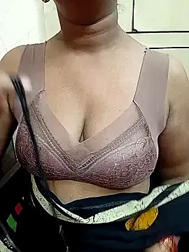 reemacouple007 from StripChat