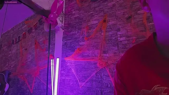 Rich_Couple_69 from StripChat