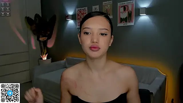 RikoAsada from StripChat