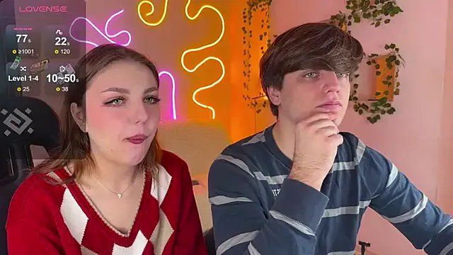 RobertAndLinela from StripChat