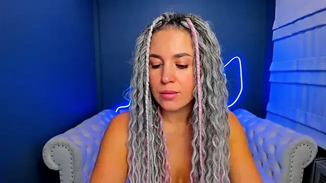 rock_n_roxy from StripChat