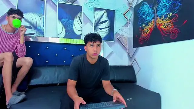  Roman_cute chat room