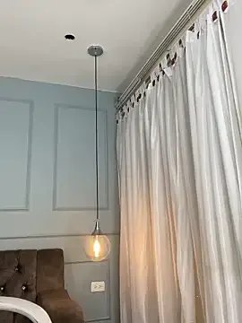  Rose_monroee chat room