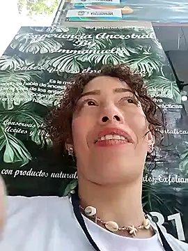 roxyrougee from StripChat