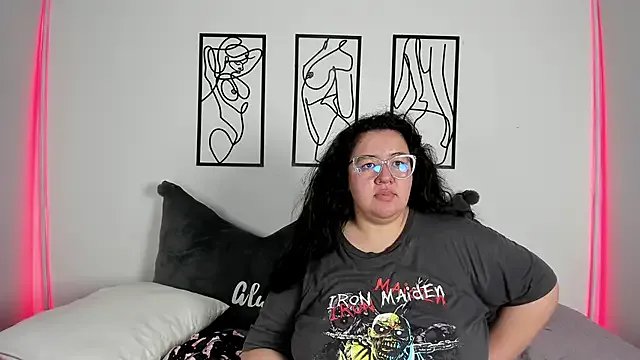 RubyPirsso18 from StripChat