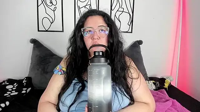 RubyPirsso18 from StripChat