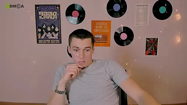 ryan_zen from StripChat